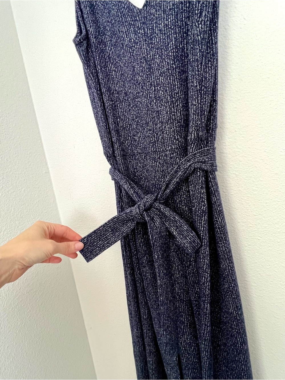 Gap Woven Ribbed V-Neck Wide Leg Jumpsuit in Navy